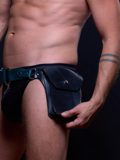 Ceinture Pochette BioThane® & Caoutchouc Surcyclé – LC.Riya × Fessée Artisanale