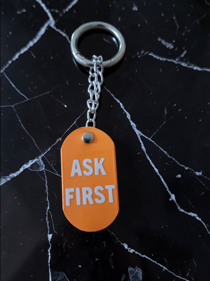 Pendentif recto/verso -  Code Consentement