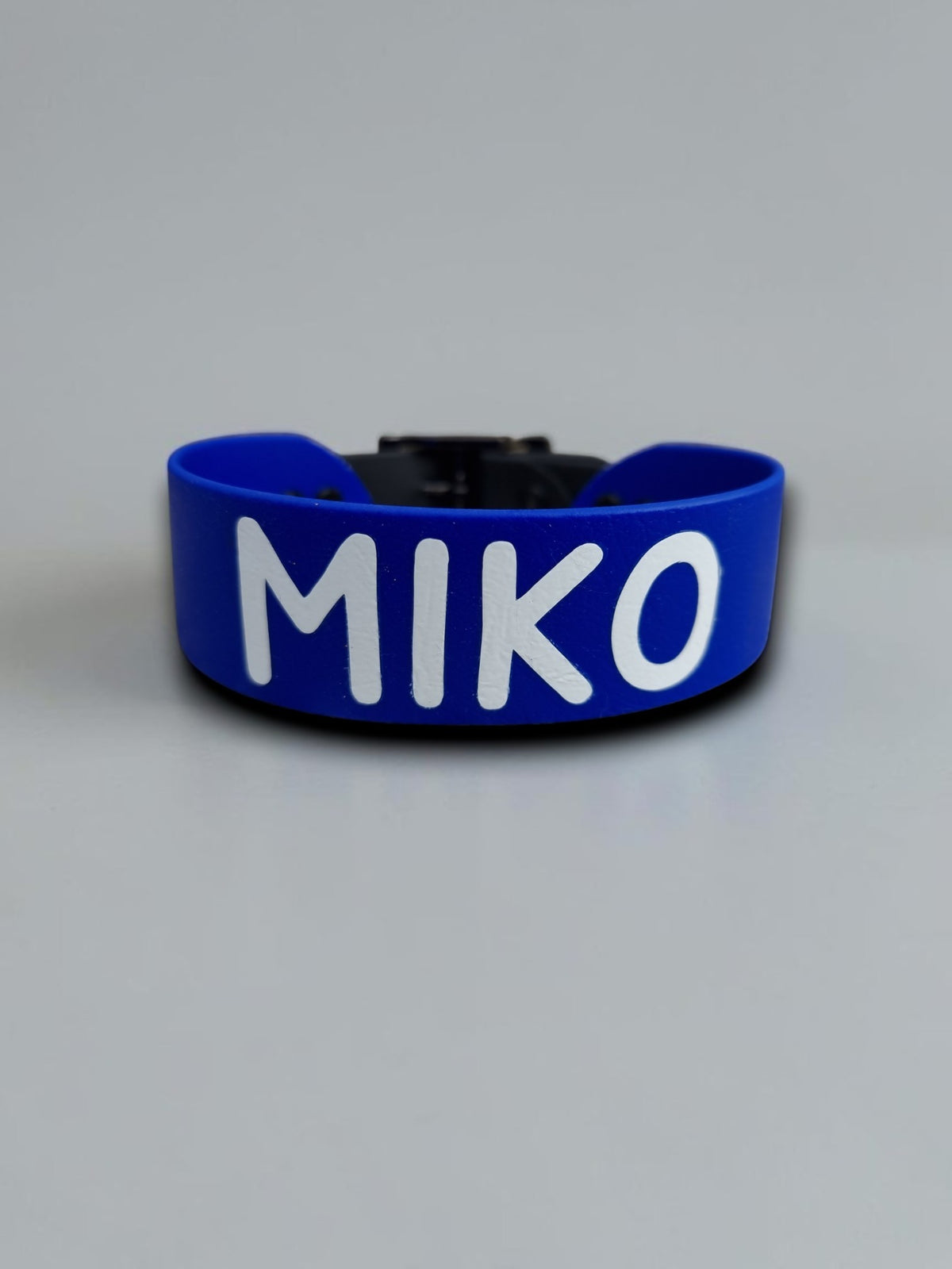 The Woof - Customizable BioThane® collar.