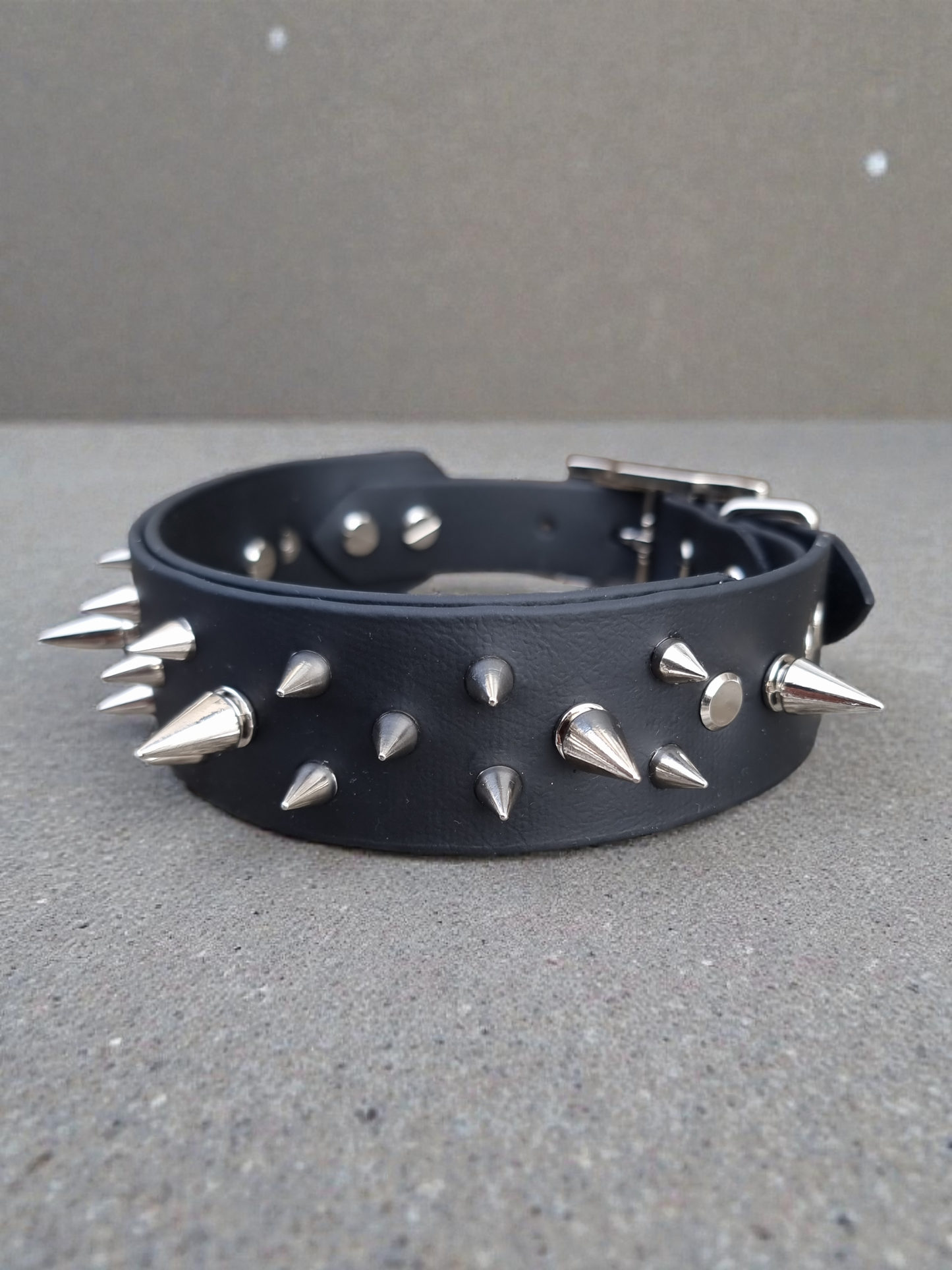 Arès - Collier personnalisable en Biothane.