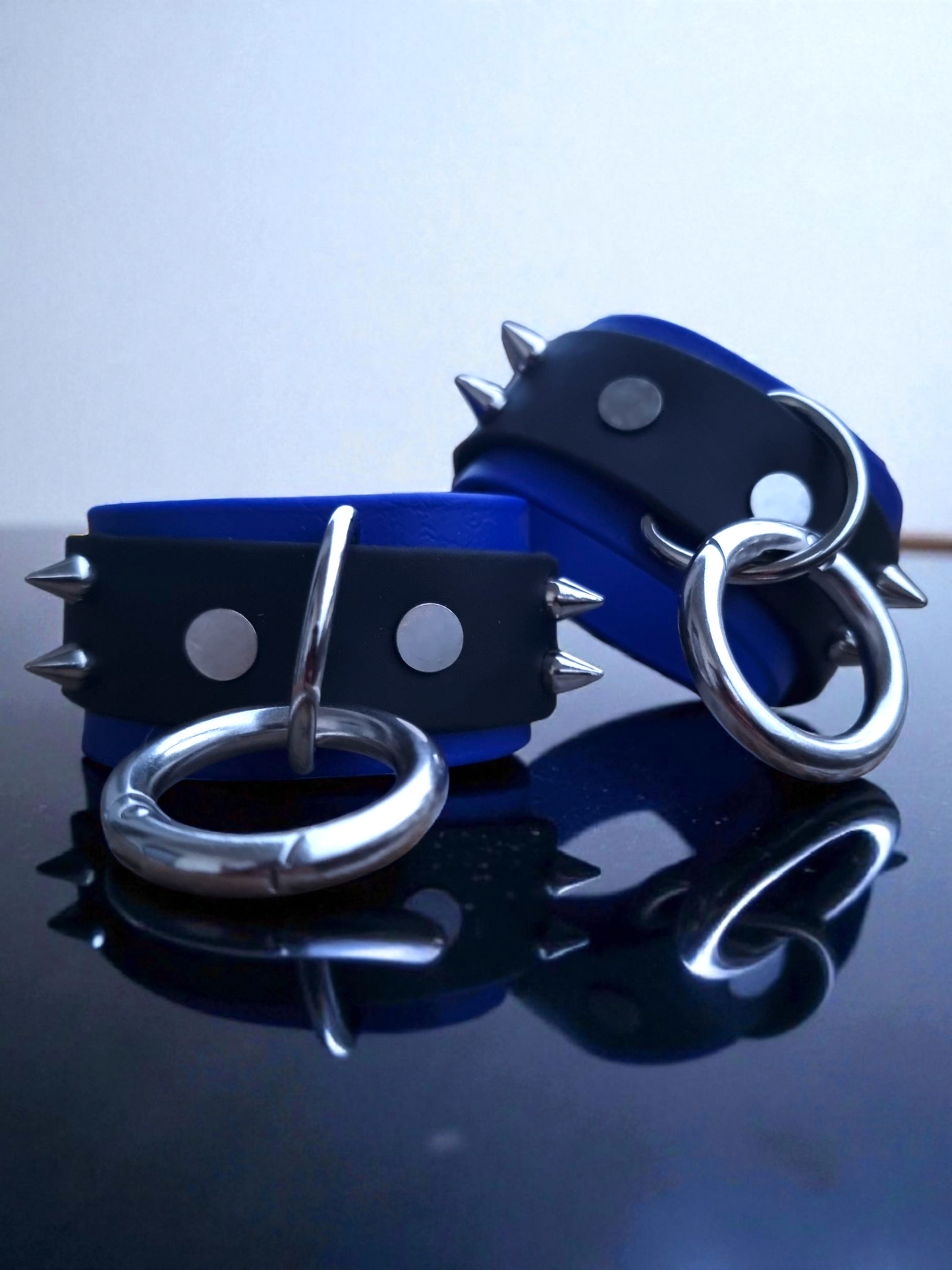 Veydrin - Harnais + Menottes